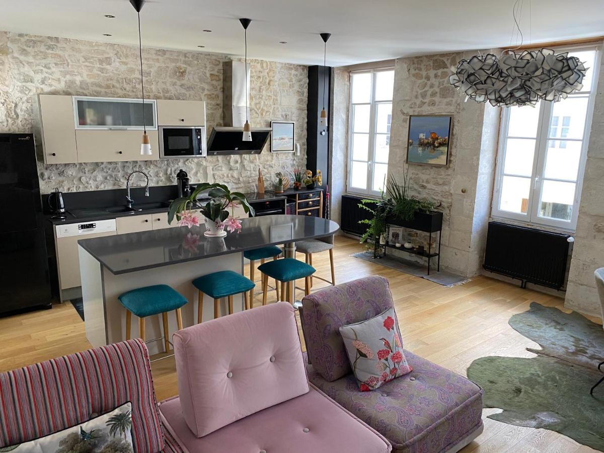 לה רושל Le Saint-Claude, Appt Au Coeur De Ville מראה חיצוני תמונה